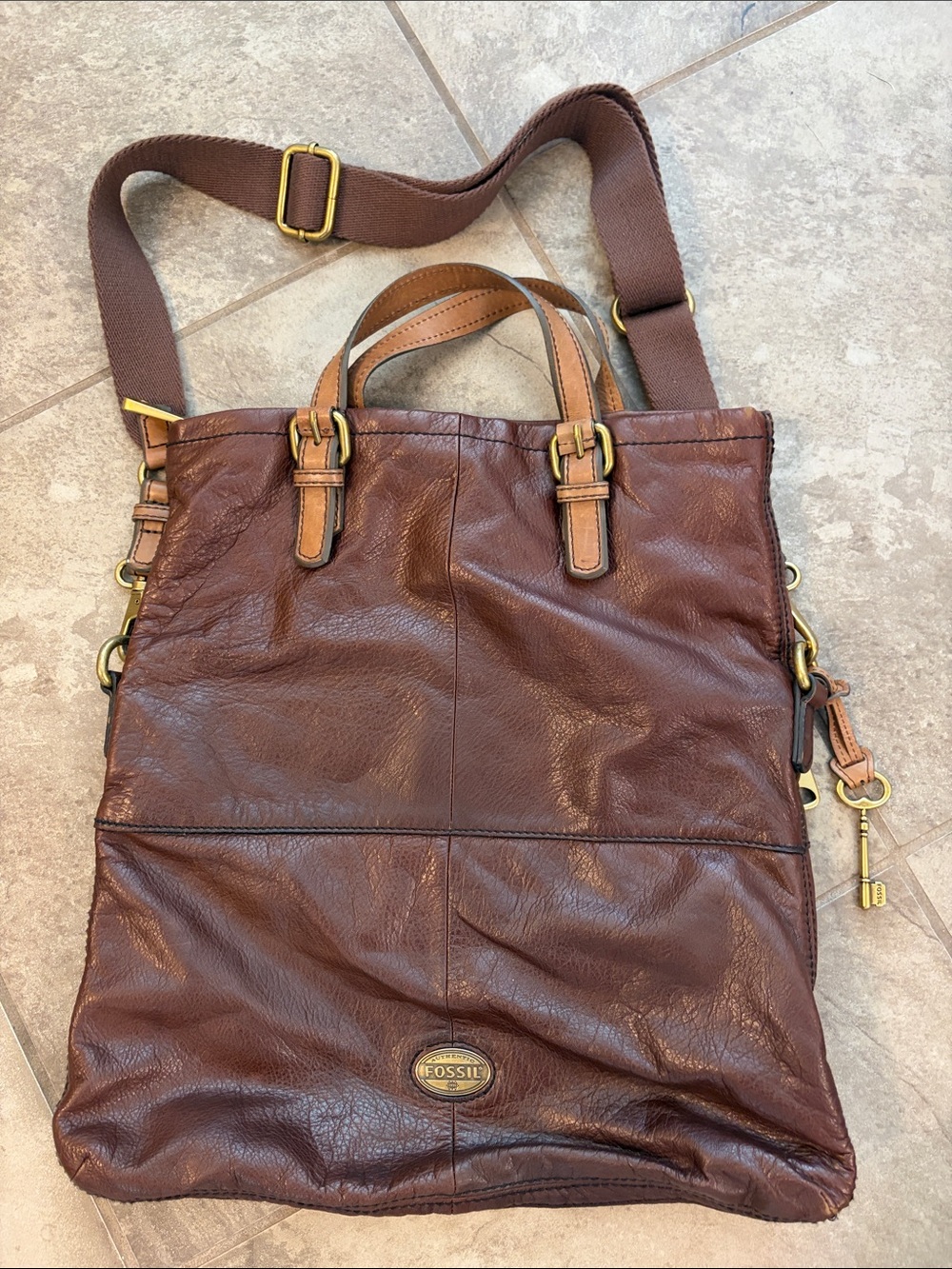 Signature Fossil, Chocolate Brown Leather Convertible Shoulder Tote
